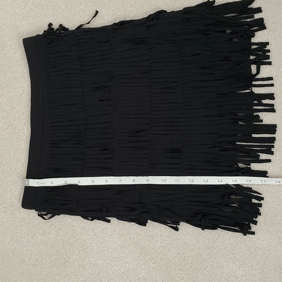 Black fringe mini skirt - Picture 4 of 7